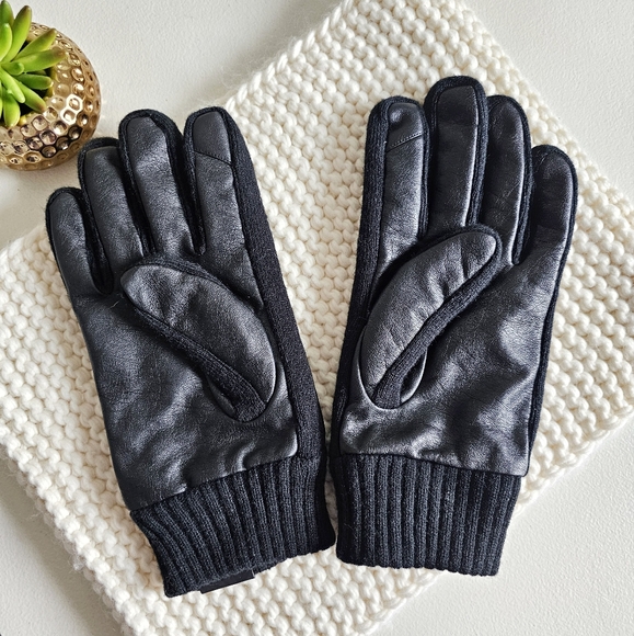 Calvin Klein Touchscreen Warm Black Gloves Logo On Knit Cuff Lined Interior XL - Picture 1 of 12